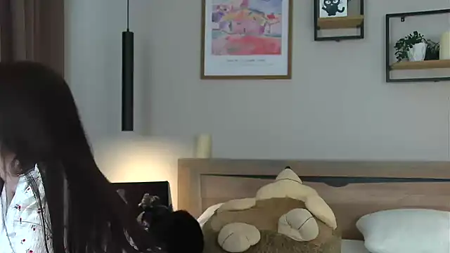 Snapshot of AnaMoonlight chatting on 04-23-26, 12:51 AnaMoonlight online show from 04-23-26, 12:51