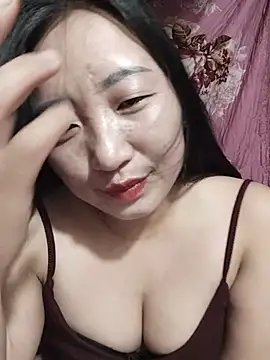 Snapshot of zhen-zo chatting on 06-15-26, 12:27 zhen-zo online show from 06-15-26, 12:27