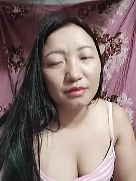 Snapshot of zhen-zo chatting on 07-23-26, 01:58 zhen-zo online show from 07-23-26, 01:58