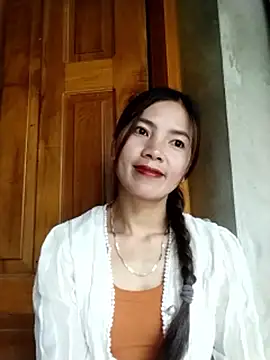 Snapshot of lmc-zz chatting on 05-20-26, 12:40 lmc-zz online show from 05-20-26, 12:40