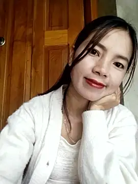 Snapshot of lmc-zz chatting on 04-23-26, 12:50 lmc-zz online show from 04-23-26, 12:50