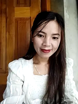 Snapshot of lmc-zz chatting on 05-17-26, 01:27 lmc-zz online show from 05-17-26, 01:27