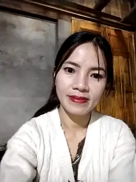 Snapshot of lmc-zz chatting on 04-29-26, 12:26 lmc-zz online show from 04-29-26, 12:26
