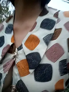 bree-zz online show from 04-05-26, 11:06