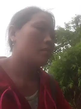 Snapshot of bree-zz chatting on 09-26-25, 05:03 bree-zz online show from 09-26-25, 05:03