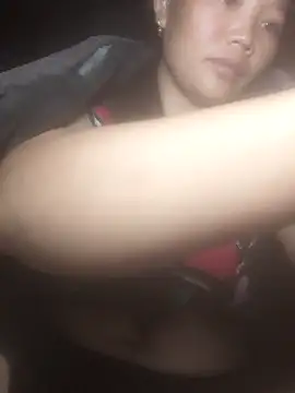 Snapshot of bree-zz chatting on 11-07-25, 11:52 bree-zz online show from 11-07-25, 11:52