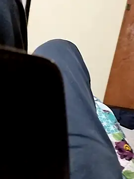 Snapshot of Ferno640916 chatting on 10-13-25, 03:52 Ferno640916 online show from 10-13-25, 03:52