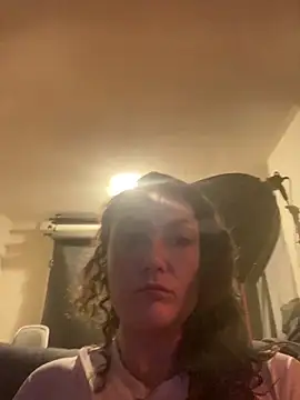 Snapshot of sexybriiiixoxo chatting on 04-13-26, 04:05 sexybriiiixoxo online show from 04-13-26, 04:05