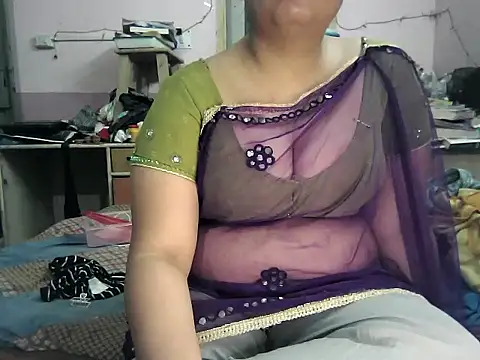 Niisha HOT online show from 10-13-25, 07:59