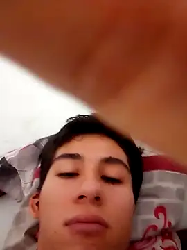 Snapshot of FlightedIce chatting on 10-29-25, 05:23 FlightedIce online show from 10-29-25, 05:23