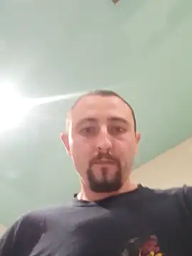 Snapshot of Masterpres chatting on 09-29-25, 10:48 Masterpres online show from 09-29-25, 10:48