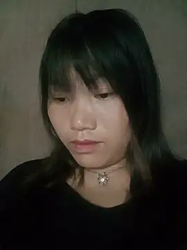 min-xinh online show from 07-18-26, 03:09