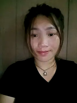 min-xinh online show from 10-19-25, 09:28