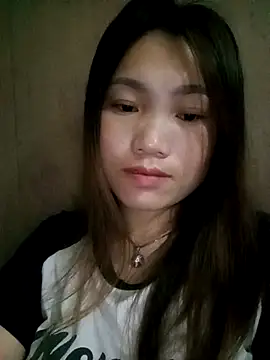 min-xinh online show from 10-15-25, 08:28