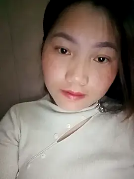 min-xinh online show from 12-16-25, 05:17