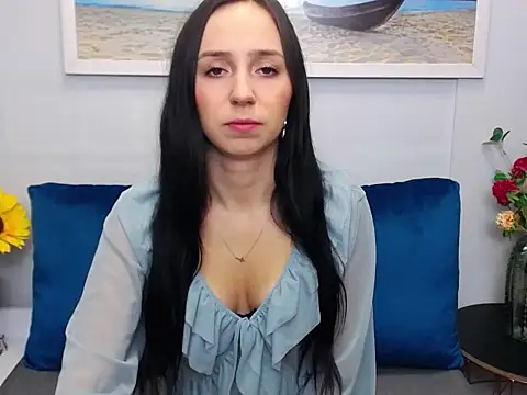 LuisaLive online show from 02-20-26, 07:21