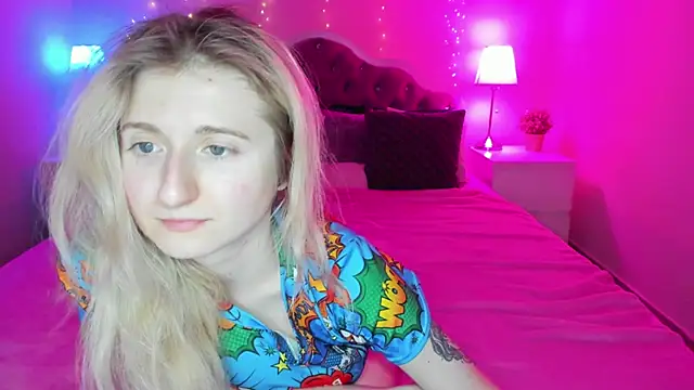 CamillaDreamer online show from 01-18-26, 05:05