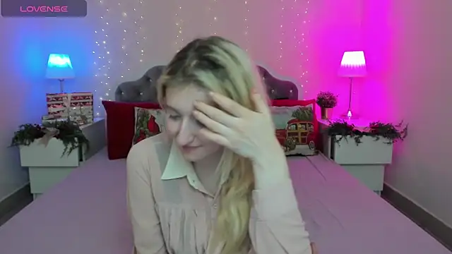 CamillaDreamer online show from 12-05-25, 08:17