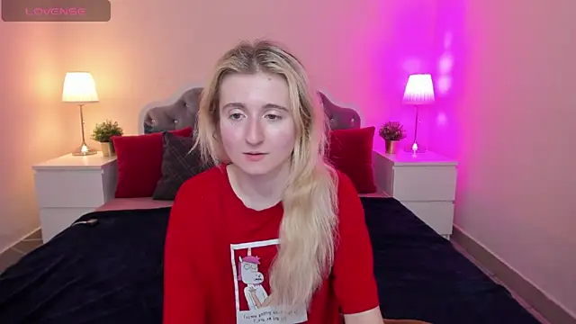 CamillaDreamer online show from 11-03-25, 04:43