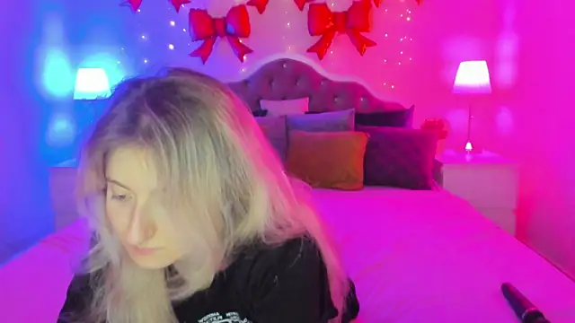 CamillaDreamer online show from 03-19-26, 05:24