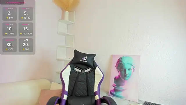 Ella starrr   online show from 10-31-25, 01:24