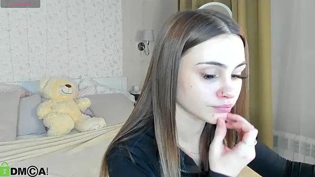 KarinaBroks online show from 12-19-25, 11:45