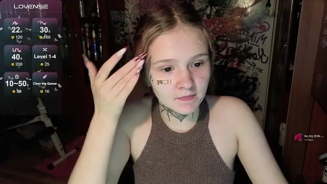 Snapshot of Liaaa_Li chatting on 10-25-25, 02:07 Liaaa Li online show from 10-25-25, 02:07