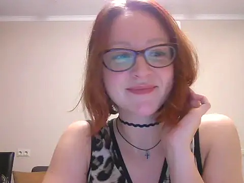 Sweet00Fox online show from 11-04-25, 06:55