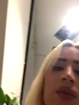 alexawinterrr online show from 12-01-25, 10:43