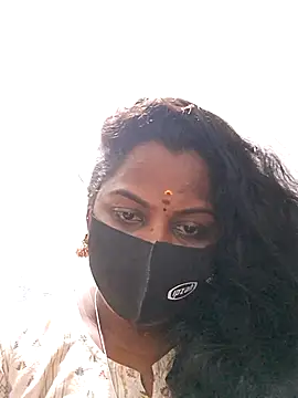 Tamil Hot Sindhu online show from 10-27-25, 06:36