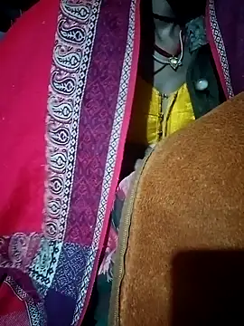 Lona2525 online show from 12-13-25, 08:04