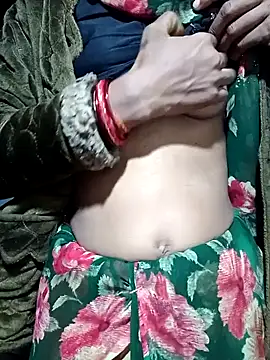 Lona2525 online show from 11-17-25, 07:51