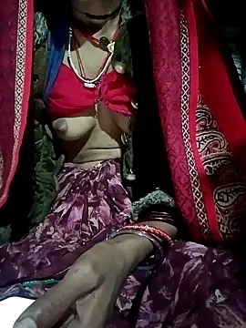 Lona2525 online show from 11-18-25, 06:33