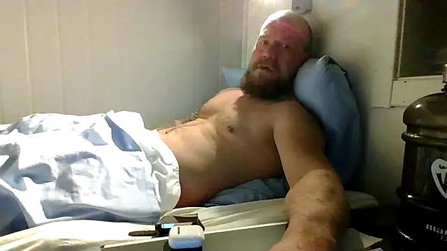 Snapshot of Real_viking chatting on 02-05-26, 08:26 Real viking online show from 02-05-26, 08:26