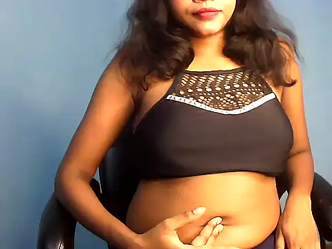 Snapshot of PAYARI_PURVI chatting on 10-19-25, 07:00 PAYARI PURVI online show from 10-19-25, 07:00