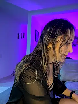 Mariana gom online show from 11-12-25, 03:32