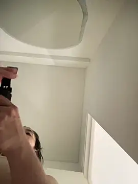 Snapshot of Mariana_gom chatting on 03-30-26, 05:36 Mariana gom online show from 03-30-26, 05:36