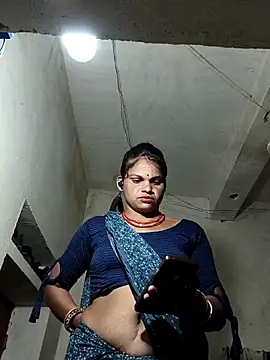Snapshot of SHMA-77 chatting on 07-14-26, 02:45 SHMA-77 online show from 07-14-26, 02:45