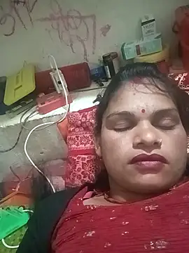 Snapshot of SHMA-77 chatting on 02-14-26, 03:23 SHMA-77 online show from 02-14-26, 03:23