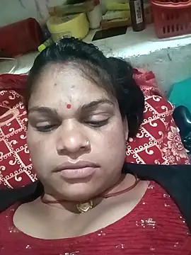 Snapshot of SHMA-77 chatting on 02-12-26, 05:13 SHMA-77 online show from 02-12-26, 05:13