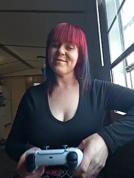 Hagwitchbarbie online show from 11-28-25, 08:20