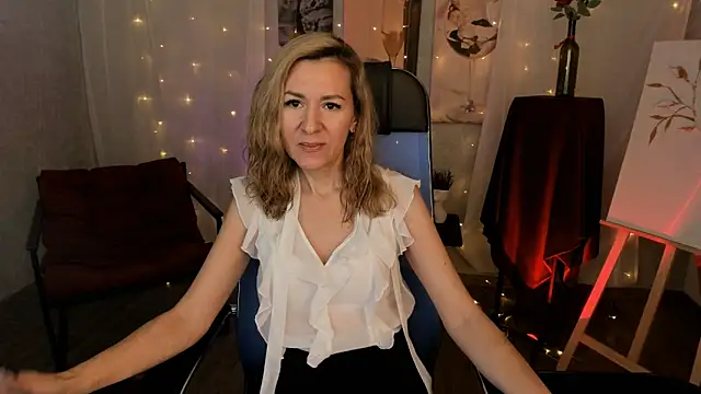 Snapshot of DonnaSmitth chatting on 01-15-26, 06:44 DonnaSmitth online show from 01-15-26, 06:44