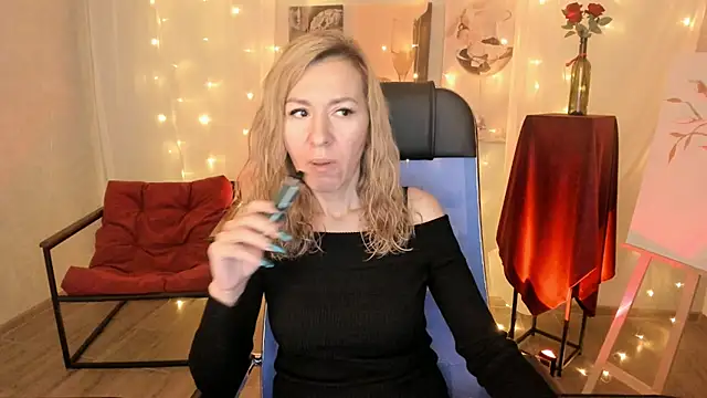 Snapshot of DonnaSmitth chatting on 02-12-26, 06:29 DonnaSmitth online show from 02-12-26, 06:29