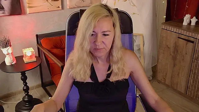 DonnaSmitth online show from 07-08-26, 06:52