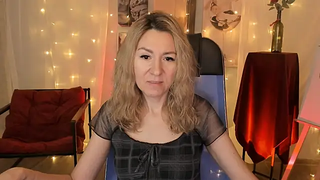 Snapshot of DonnaSmitth chatting on 02-05-26, 06:48 DonnaSmitth online show from 02-05-26, 06:48