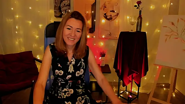 Snapshot of DonnaSmitth chatting on 10-25-25, 07:07 DonnaSmitth online show from 10-25-25, 07:07