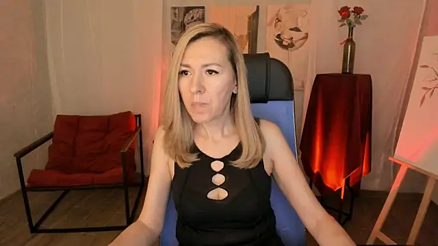 Snapshot of DonnaSmitth chatting on 02-09-26, 06:39 DonnaSmitth online show from 02-09-26, 06:39