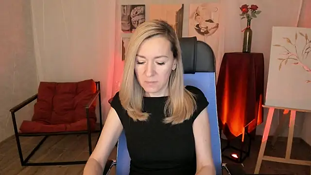 Snapshot of DonnaSmitth chatting on 02-10-26, 06:29 DonnaSmitth online show from 02-10-26, 06:29