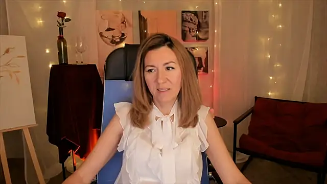 Snapshot of DonnaSmitth chatting on 12-01-25, 12:39 DonnaSmitth online show from 12-01-25, 12:39