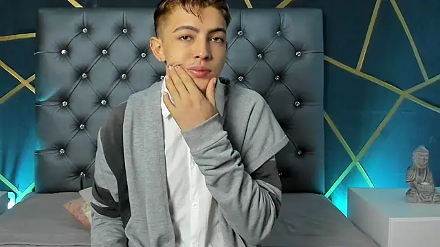 Lian Miller1  online show from 10-16-25, 12:24